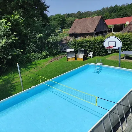 Filmschiff Erbse Apartment
